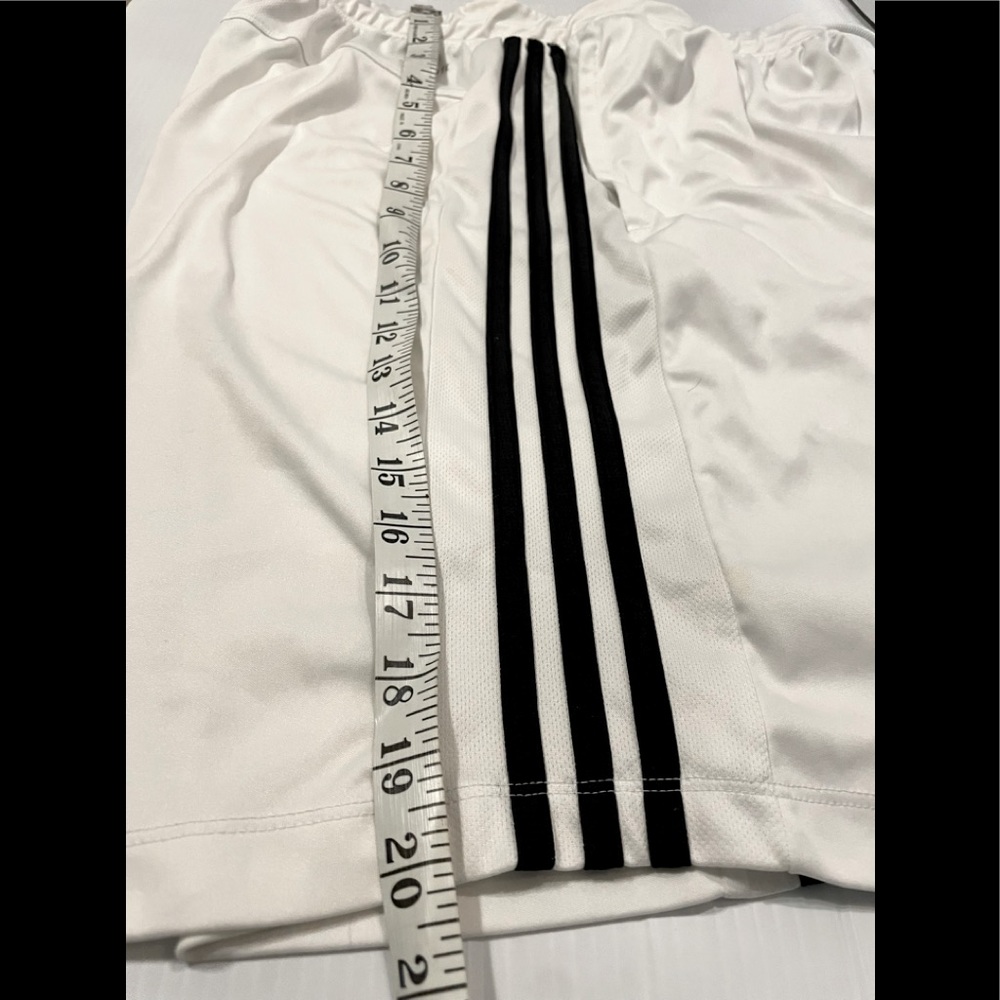 ADIDAS ClimaLite Mens Shorts White w/ Black size L - Picture 4 of 11